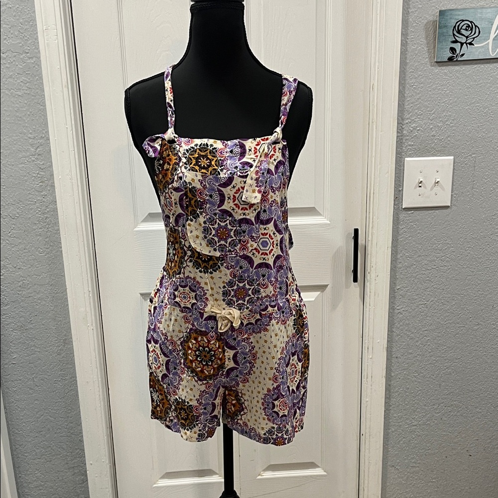 LEI Multicolor Patterned Romper